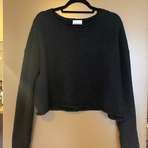 De Rigueur Black Long Sleeve Sweater